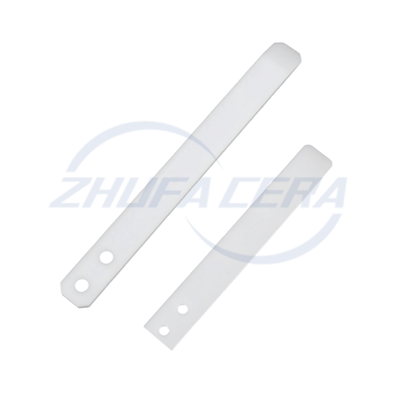 Keramická škrabka ve tvaru proužků zirkonia