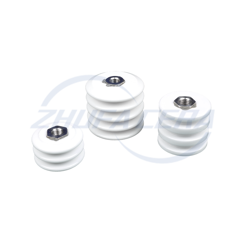 Keramický izolátor z hliníku